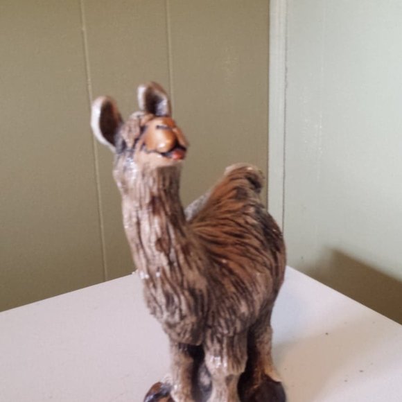 Vintage Handmade Beasties of the Kingdom Collection Lana Llama by John Raya - Picture 16 of 16